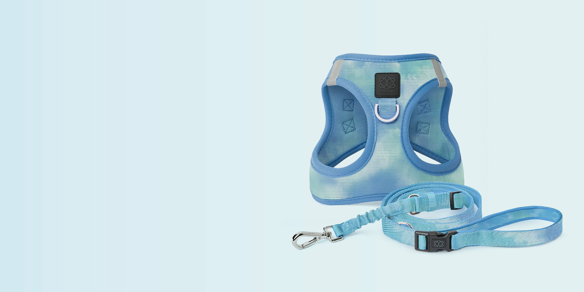 Sky blue marble-patterned breathable mesh dog harness paired with a matching bungee leash and high-security metal clips.